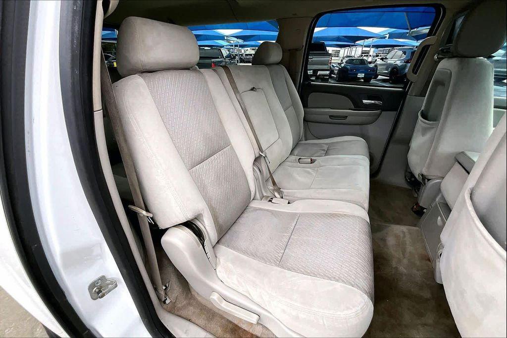 used 2009 GMC Yukon XL car, priced at $5,995