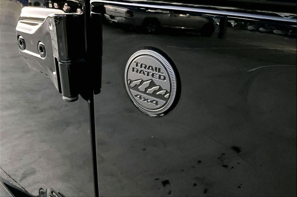 used 2024 Jeep Gladiator car, priced at $32,215