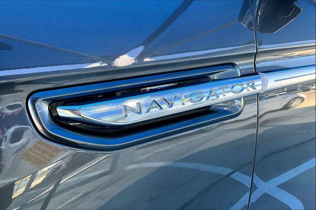 used 2018 Lincoln Navigator L car, priced at $24,950