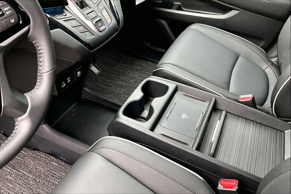 new 2026 Honda Odyssey car, priced at $49,585