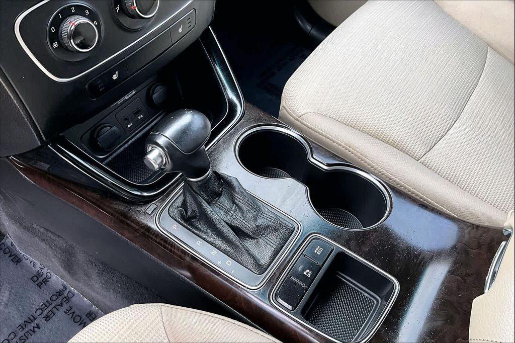 used 2014 Kia Sorento car, priced at $8,952