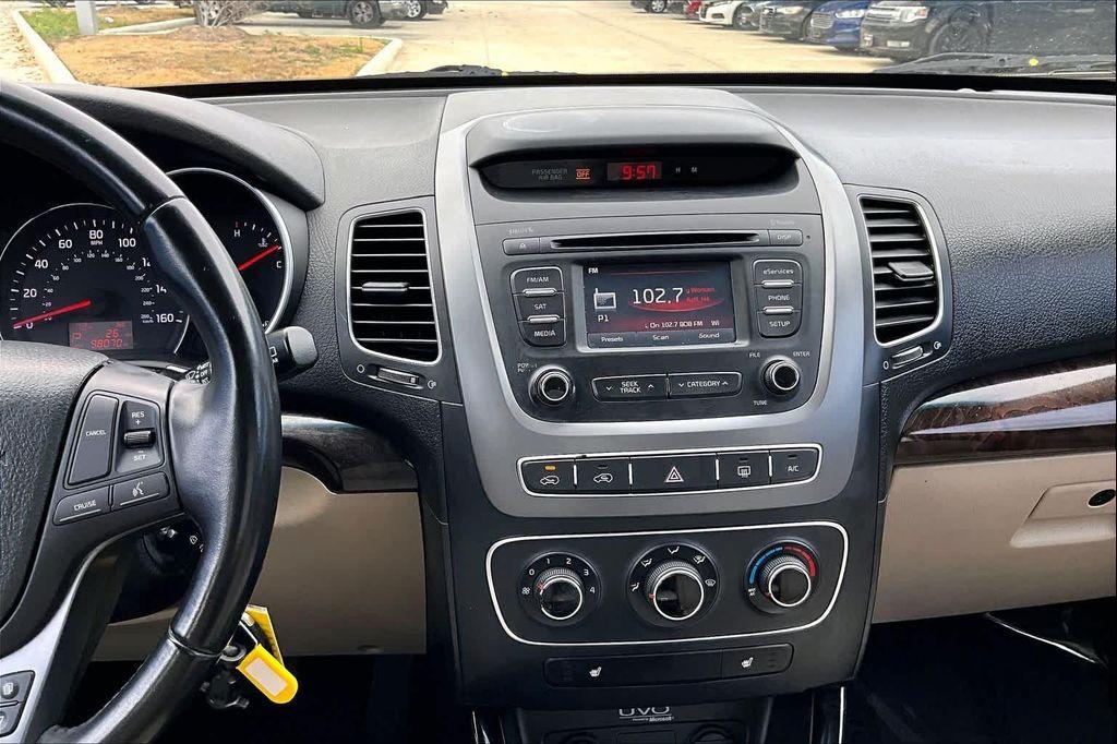 used 2014 Kia Sorento car, priced at $8,952