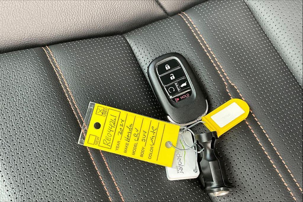 used 2024 Honda CR-V Hybrid car, priced at $31,953
