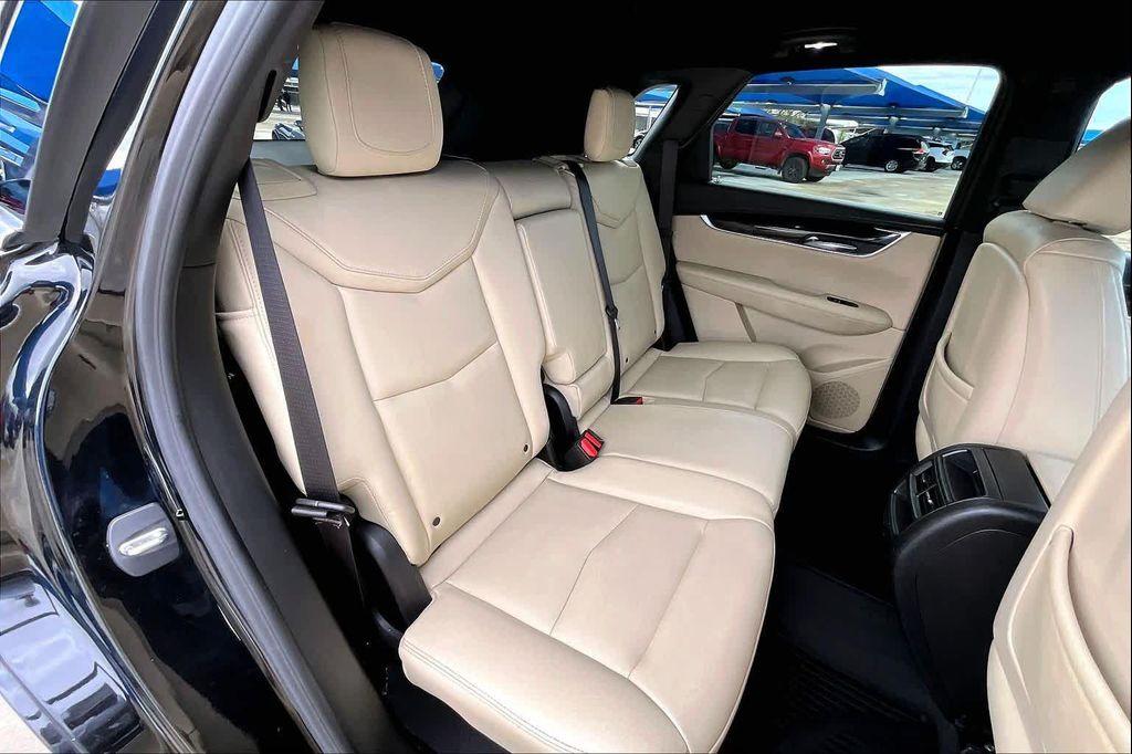 used 2018 Cadillac XT5 car, priced at $10,959