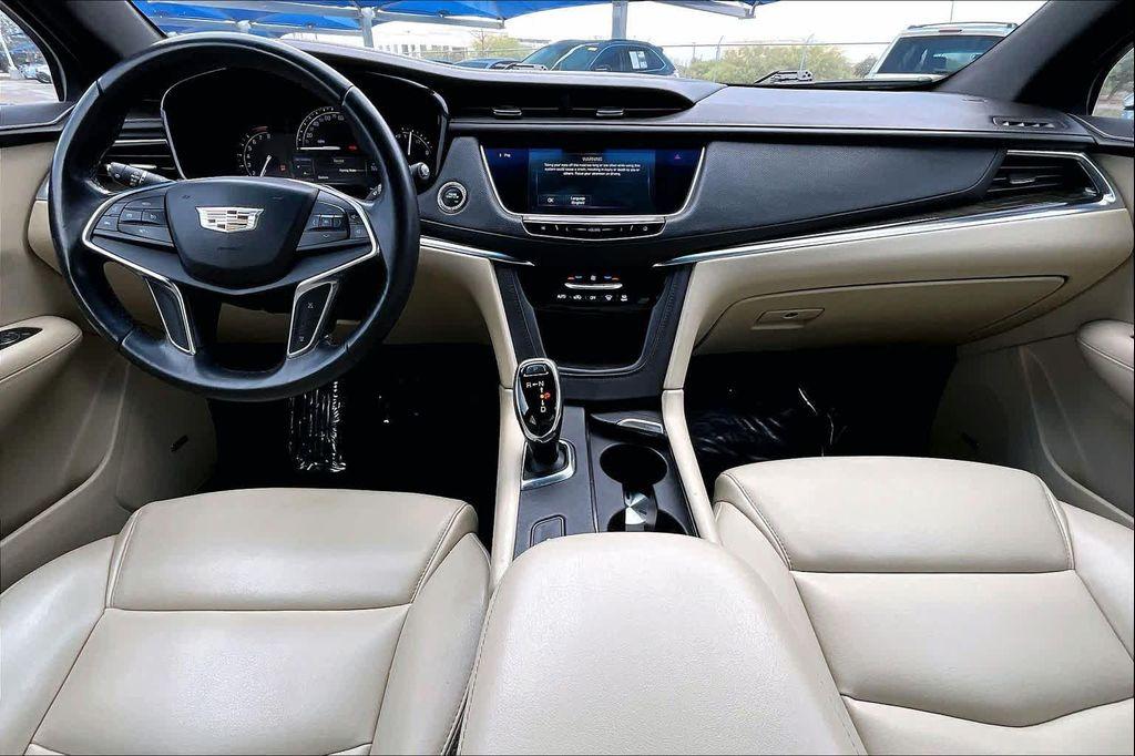 used 2018 Cadillac XT5 car, priced at $10,959