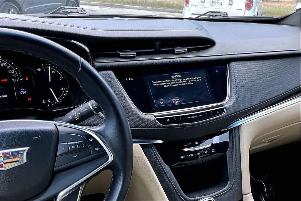 used 2018 Cadillac XT5 car, priced at $10,959