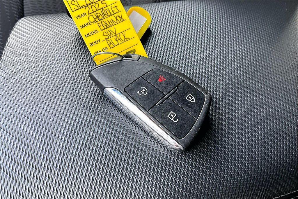 used 2025 Chevrolet Equinox car, priced at $23,200