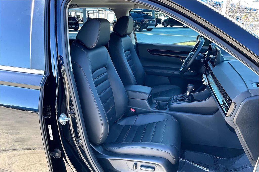 used 2024 Honda CR-V car, priced at $28,853