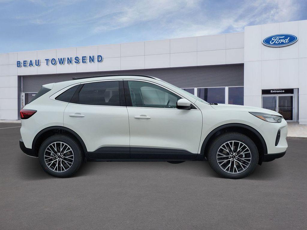 new 2026 Ford Escape car, priced at $31,153