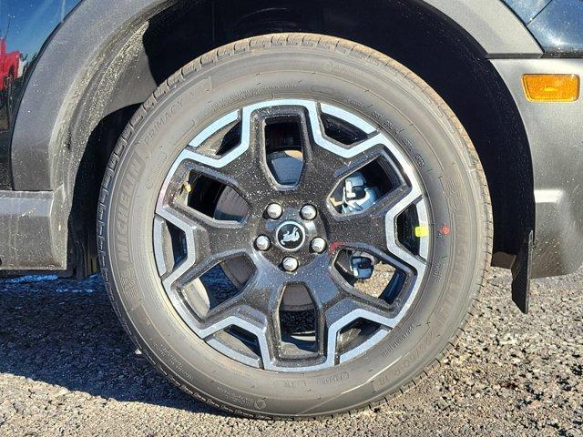 new 2025 Ford Bronco Sport car, priced at $37,844