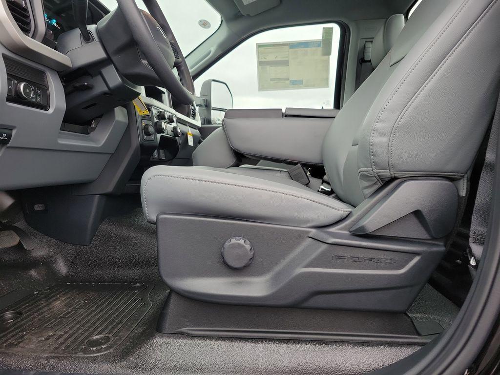 new 2026 Ford F-250 car, priced at $53,275