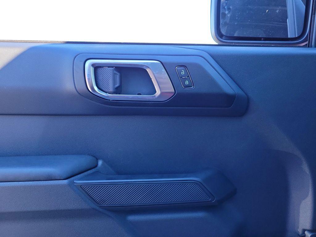 new 2025 Ford Bronco car, priced at $44,342