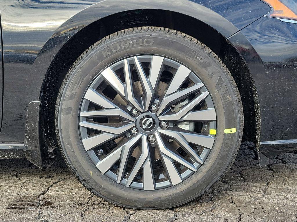 new 2025 Nissan Altima car