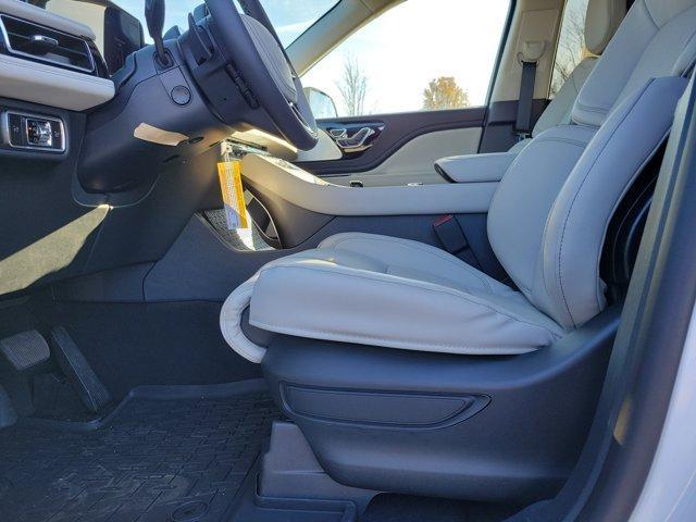 new 2026 Lincoln Aviator car, priced at $79,735