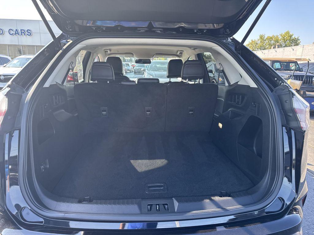 used 2024 Ford Edge car, priced at $24,995
