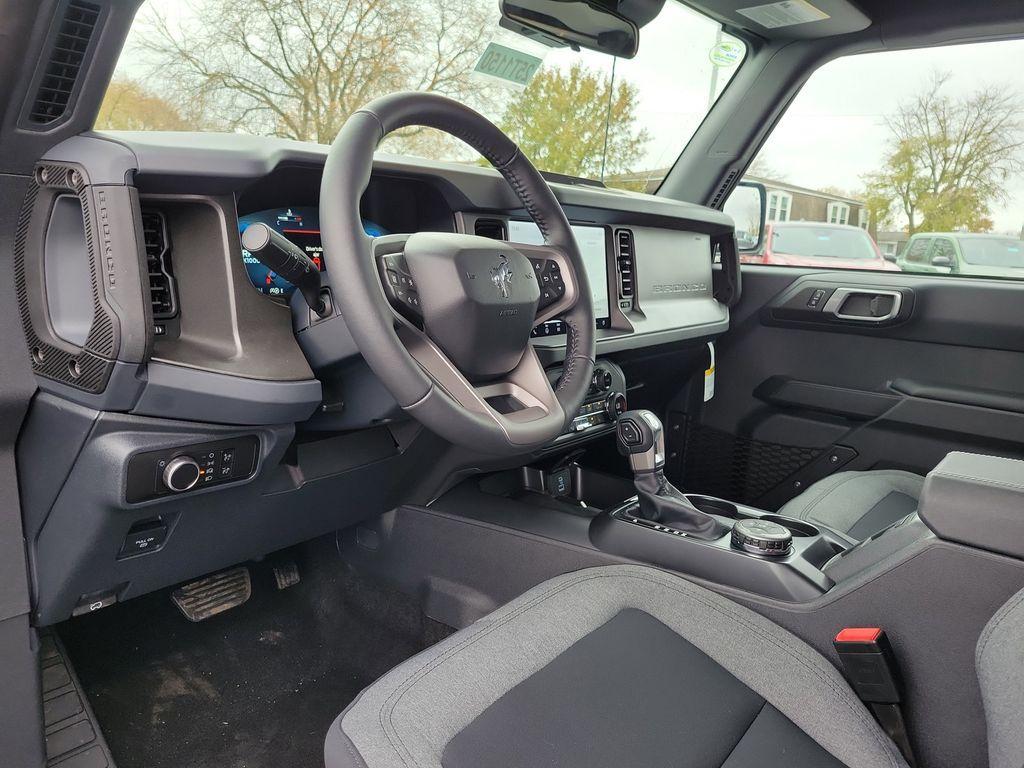 new 2025 Ford Bronco car, priced at $43,884