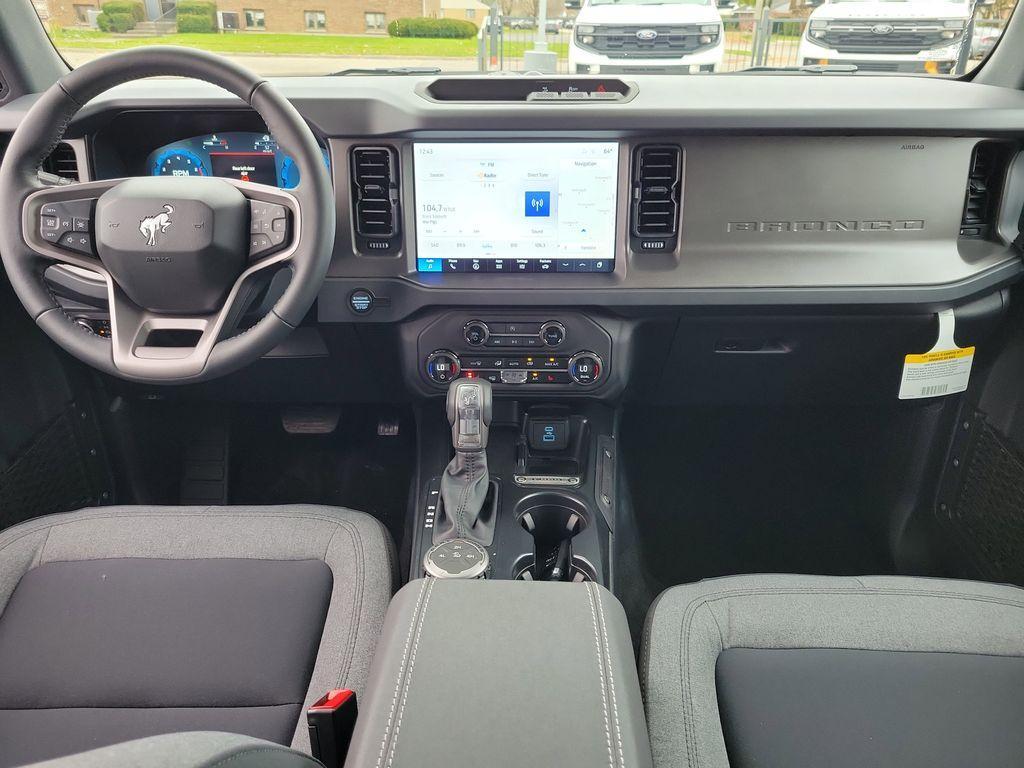 new 2025 Ford Bronco car, priced at $43,884