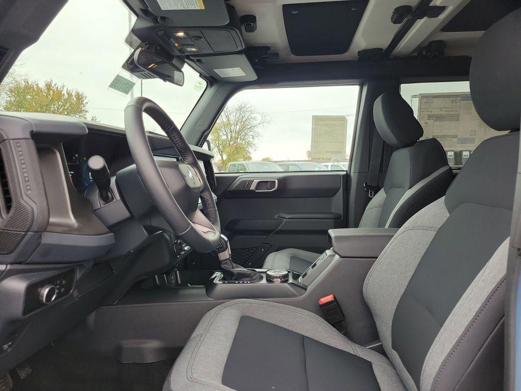 new 2025 Ford Bronco car, priced at $43,884