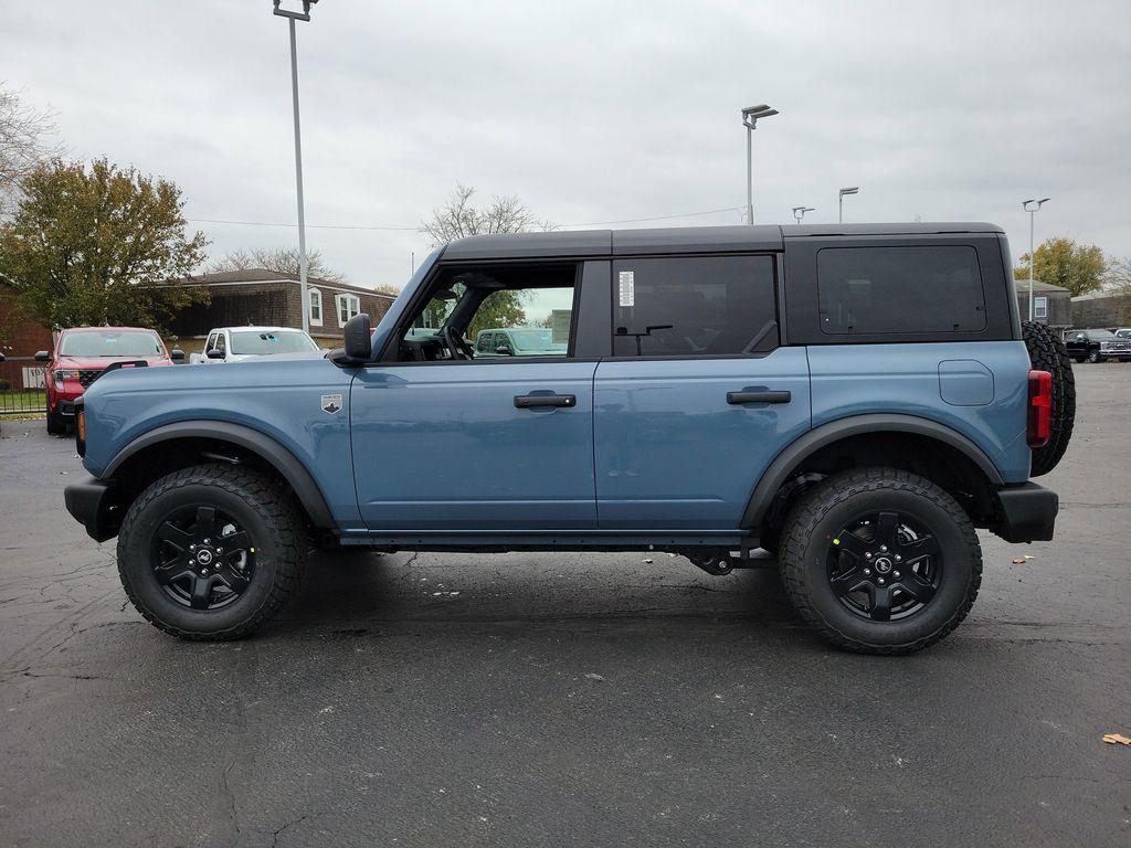 new 2025 Ford Bronco car, priced at $43,884