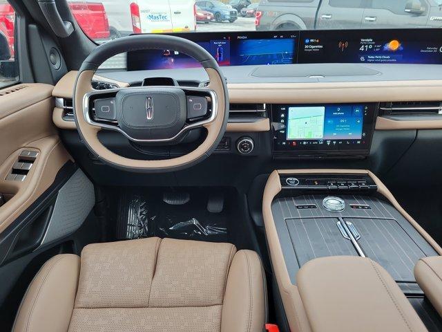 new 2026 Lincoln Navigator L car, priced at $131,170