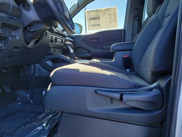 new 2026 Nissan Frontier car