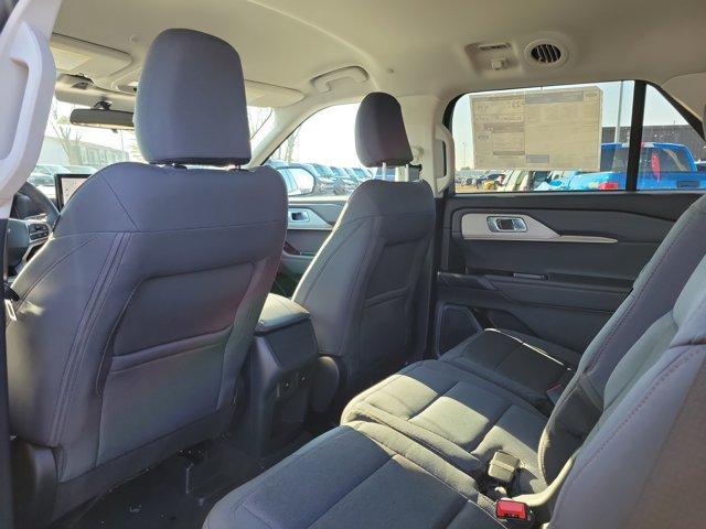 new 2025 Ford Explorer car, priced at $36,723