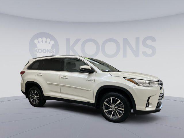 used 2019 Toyota Highlander Hybrid car, priced at $23,278