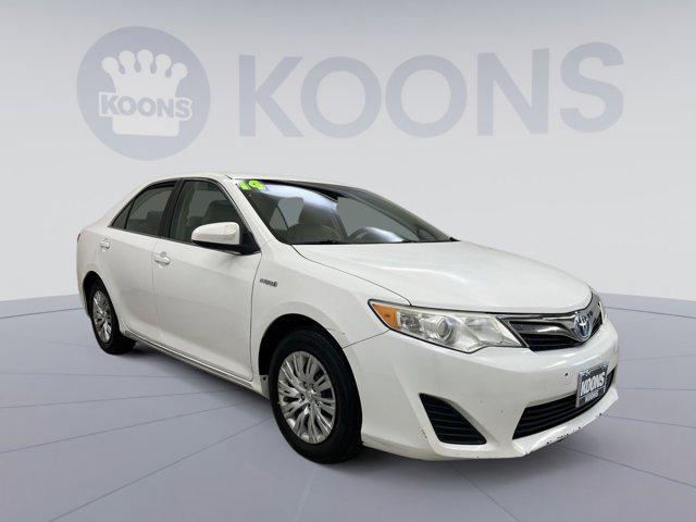 used 2014 Toyota Camry Hybrid car, priced at $12,129