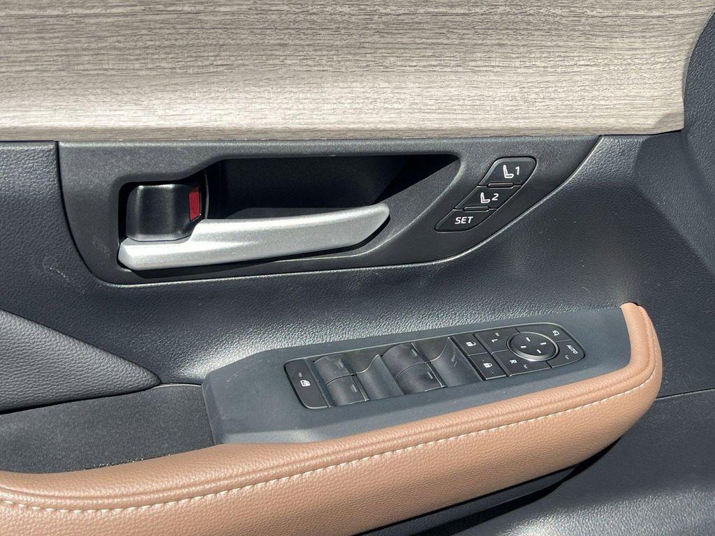 new 2026 Toyota Highlander car, priced at $57,738