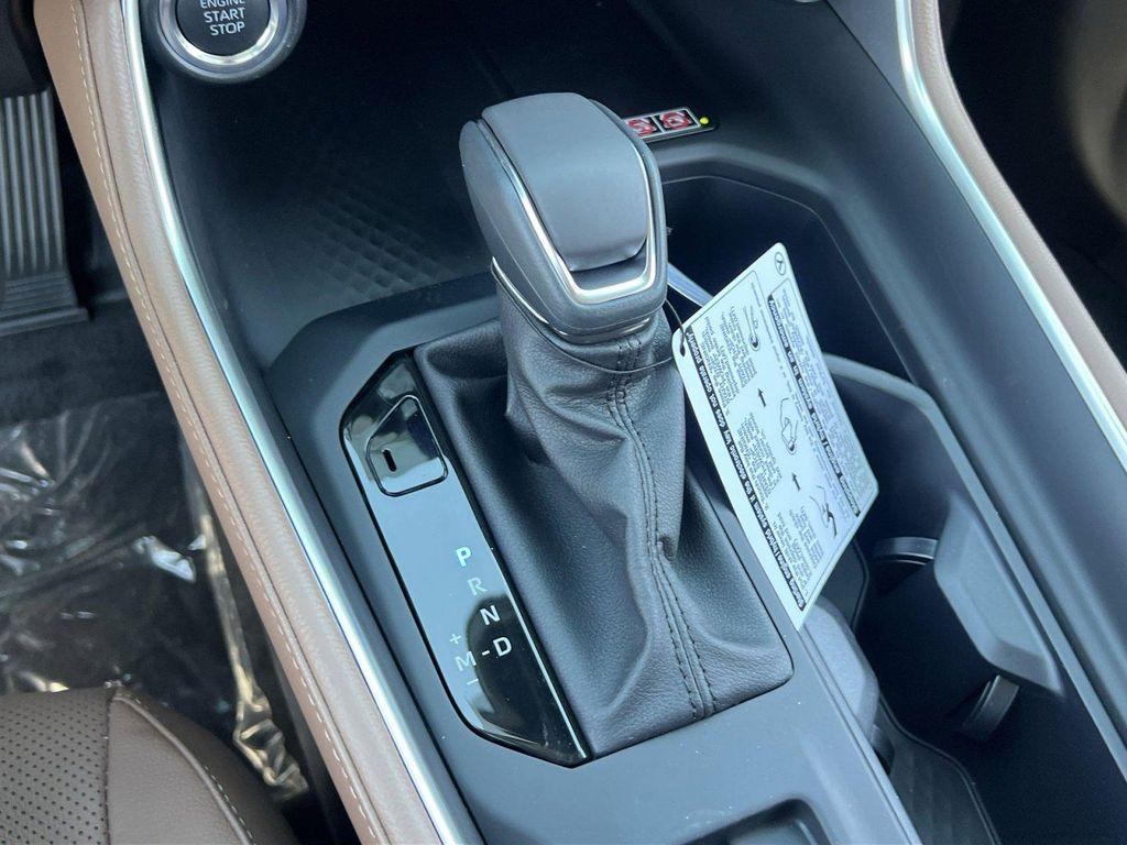 new 2026 Toyota Highlander car, priced at $57,738