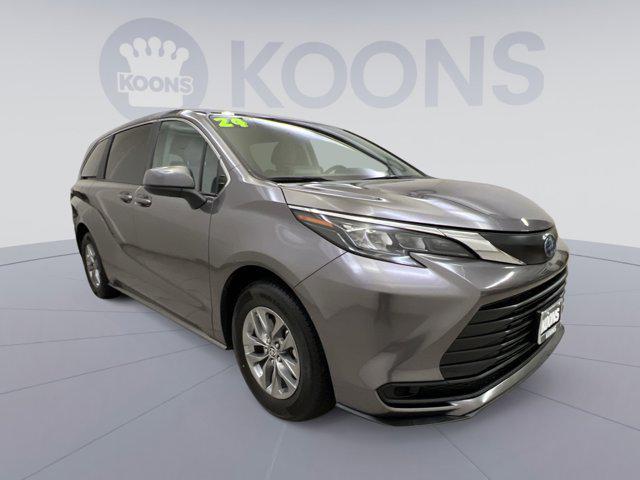 used 2024 Toyota Sienna car, priced at $31,473
