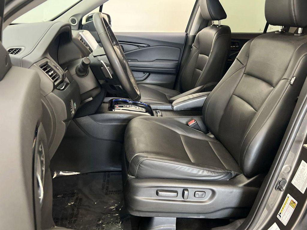 used 2020 Honda Ridgeline car, priced at $29,130