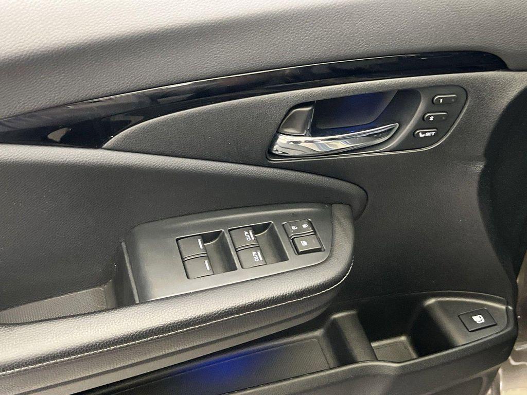 used 2020 Honda Ridgeline car, priced at $29,130
