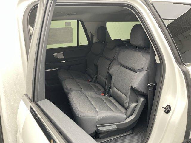 new 2025 Ford Expedition Max car, priced at $72,735