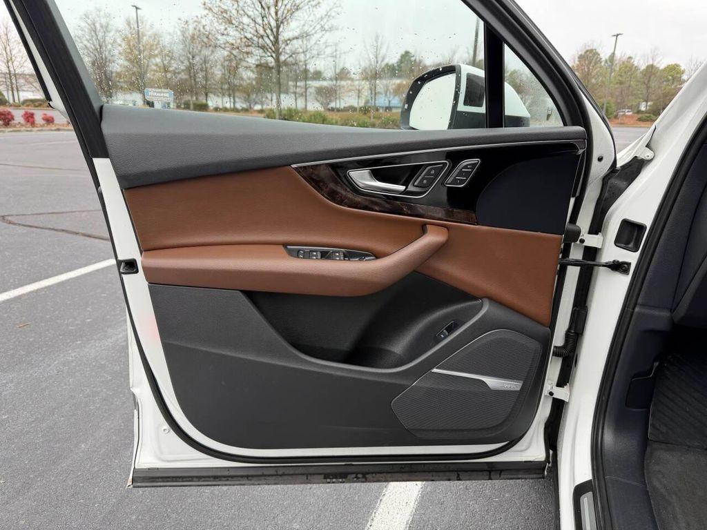 used 2017 Audi Q7 car, priced at $15,600