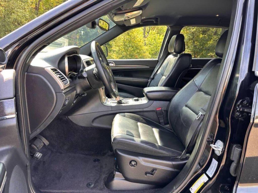 used 2017 Jeep Grand Cherokee car, priced at $12,900