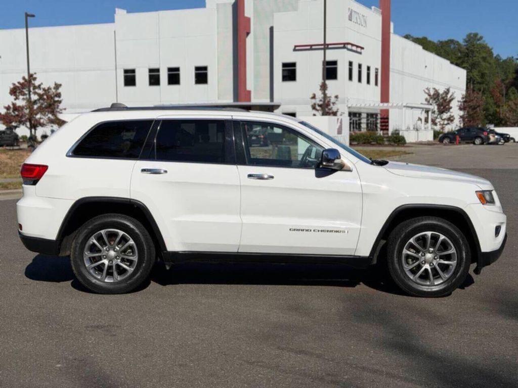 used 2015 Jeep Grand Cherokee car, priced at $10,800