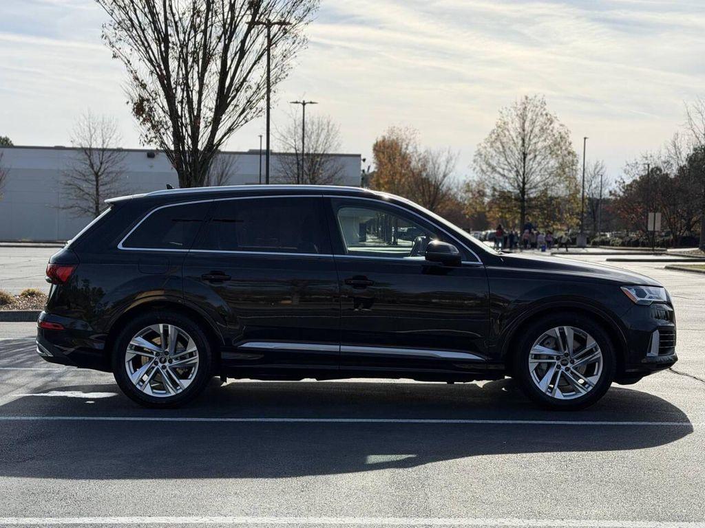 used 2023 Audi Q7 car, priced at $33,800