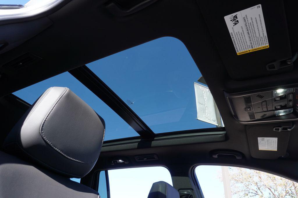 new 2025 Cadillac XT6 car, priced at $61,765