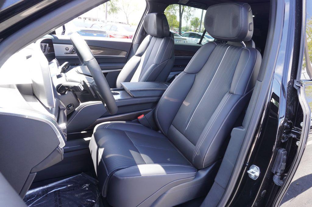 new 2026 Cadillac VISTIQ car, priced at $80,215