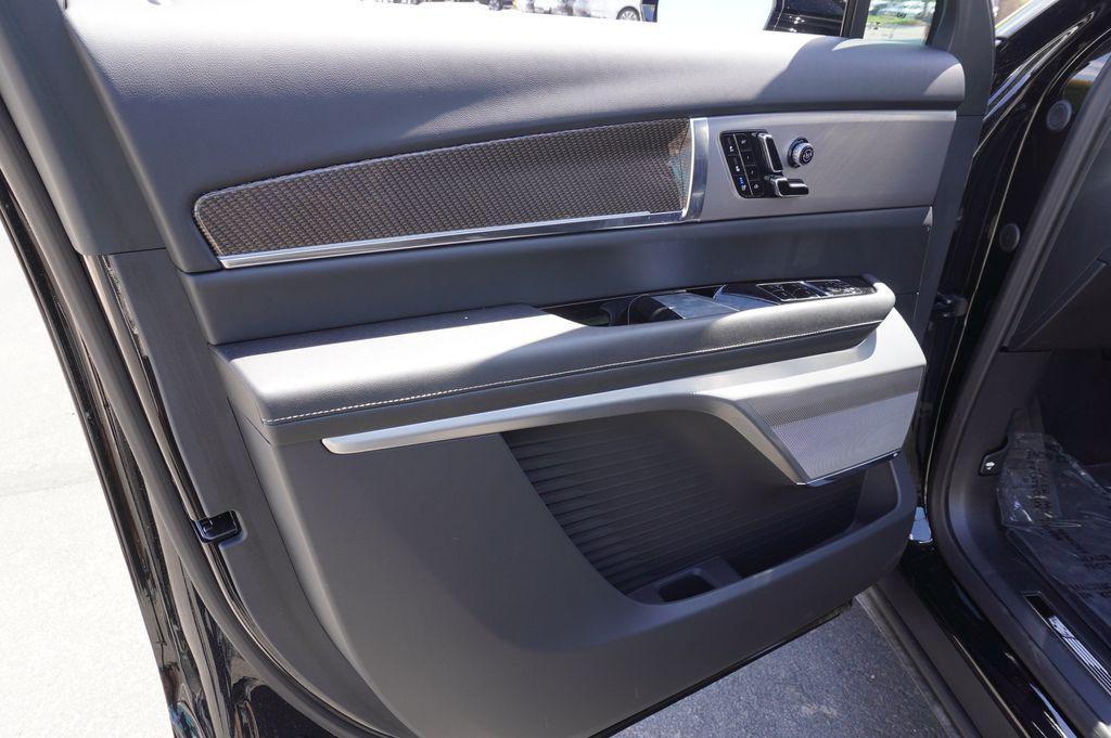 new 2026 Cadillac VISTIQ car, priced at $80,215