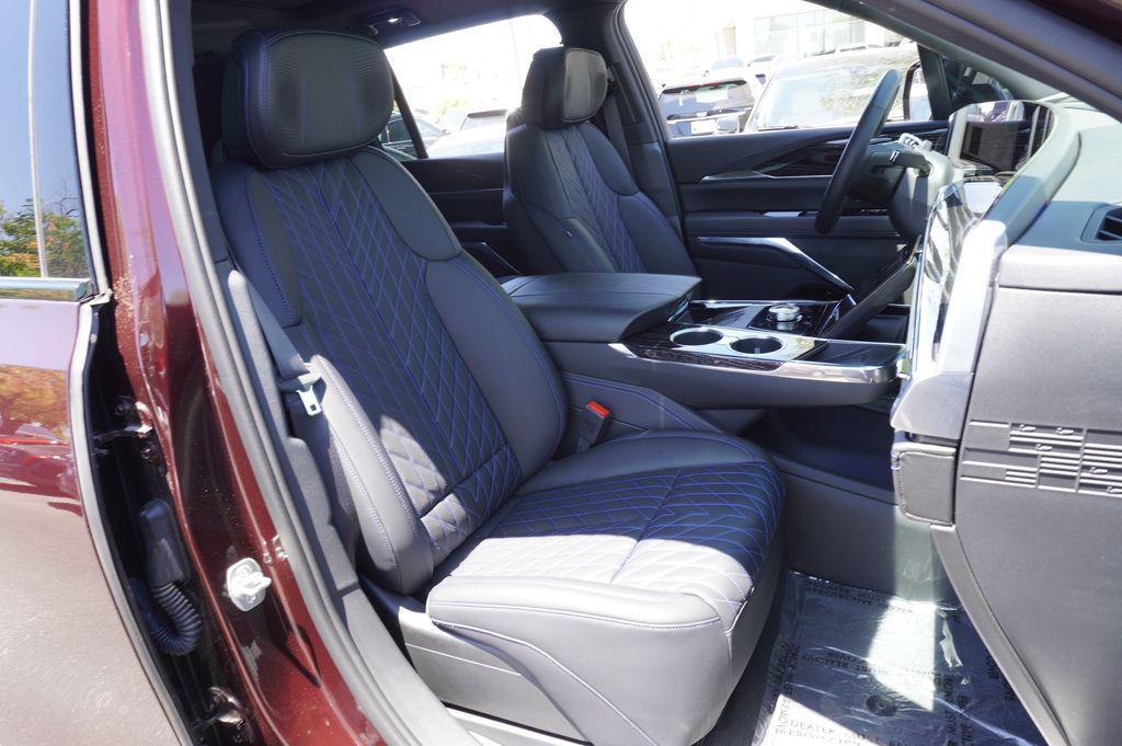 new 2025 Cadillac Escalade IQ car, priced at $123,215