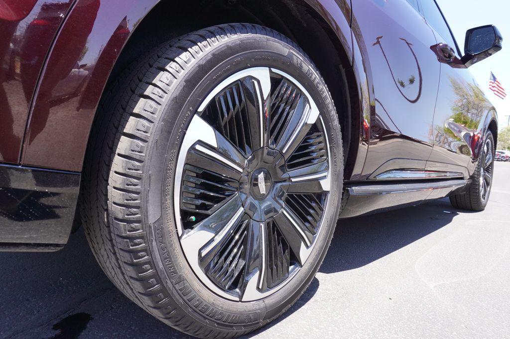 new 2025 Cadillac Escalade IQ car, priced at $123,215