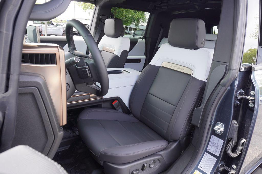 new 2025 GMC HUMMER EV SUV car, priced at $89,820