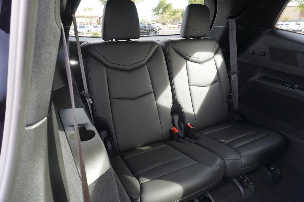 used 2025 Cadillac XT6 car, priced at $43,453