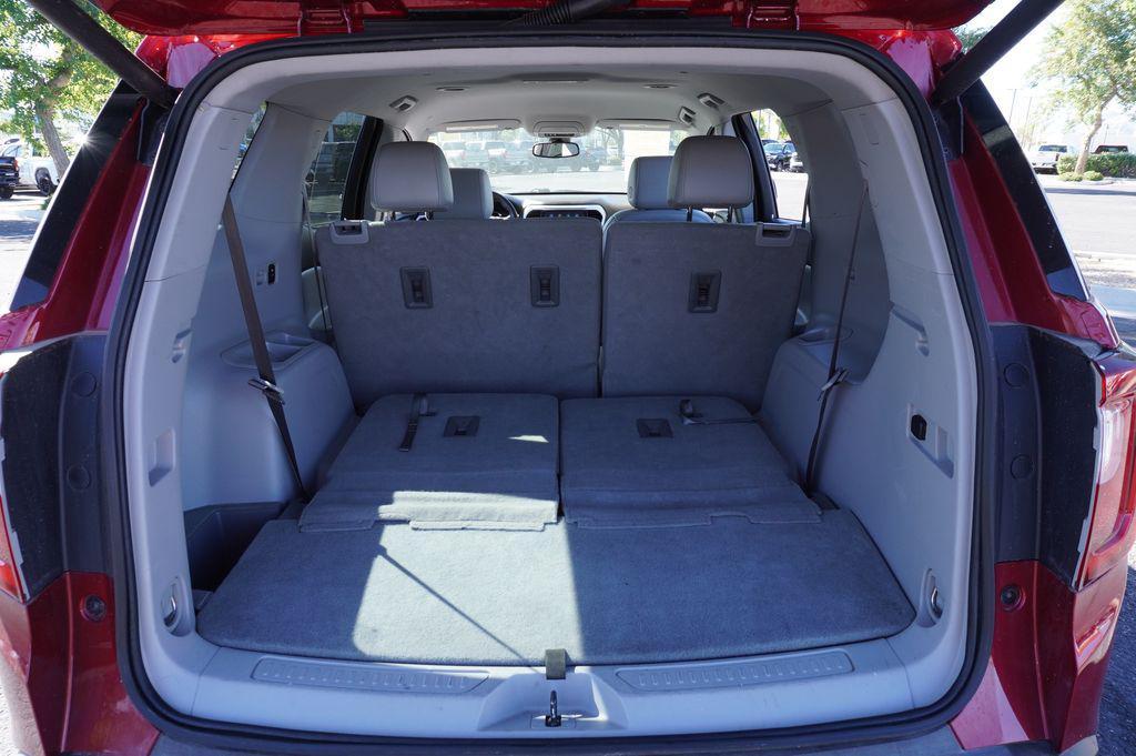 used 2023 GMC Acadia car, priced at $24,005