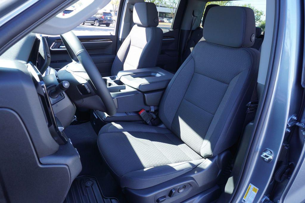 new 2026 GMC Sierra 1500 car, priced at $46,340