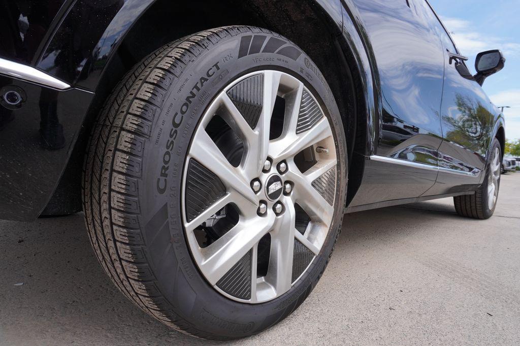 new 2025 Cadillac OPTIQ car, priced at $58,170