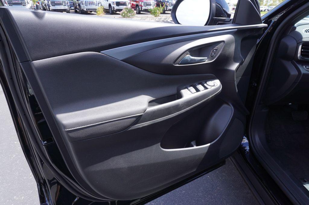 new 2026 Buick Envista car, priced at $26,383