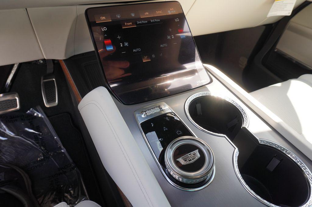 new 2026 Cadillac VISTIQ car, priced at $79,715